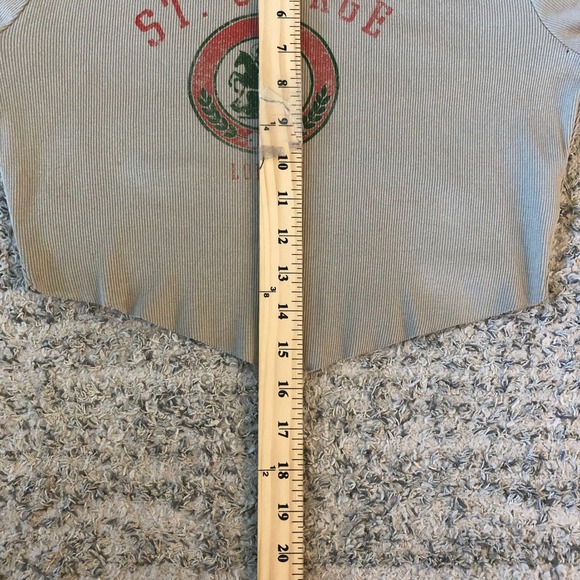 Forever 21 St. George Graphic Long Sleeve Crop Top Women's Large Casual Beige - Picture 3 of 6